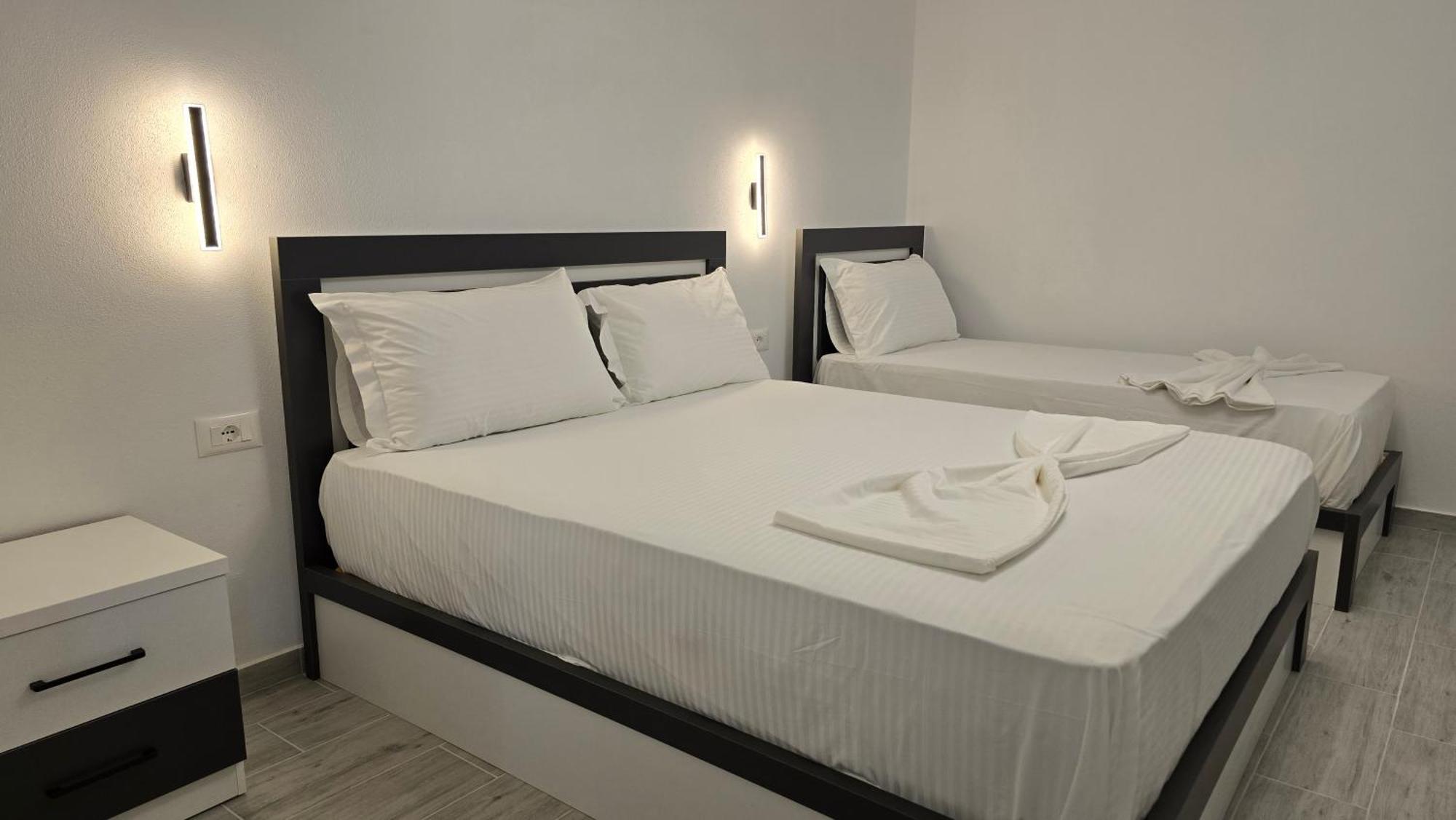 Guest House Pogradeci 外观 照片